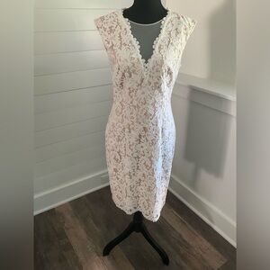 Vince Camuto dress - size 4